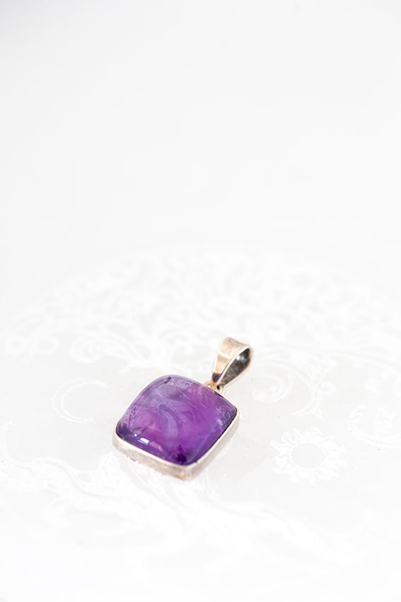 AMETHYSTE