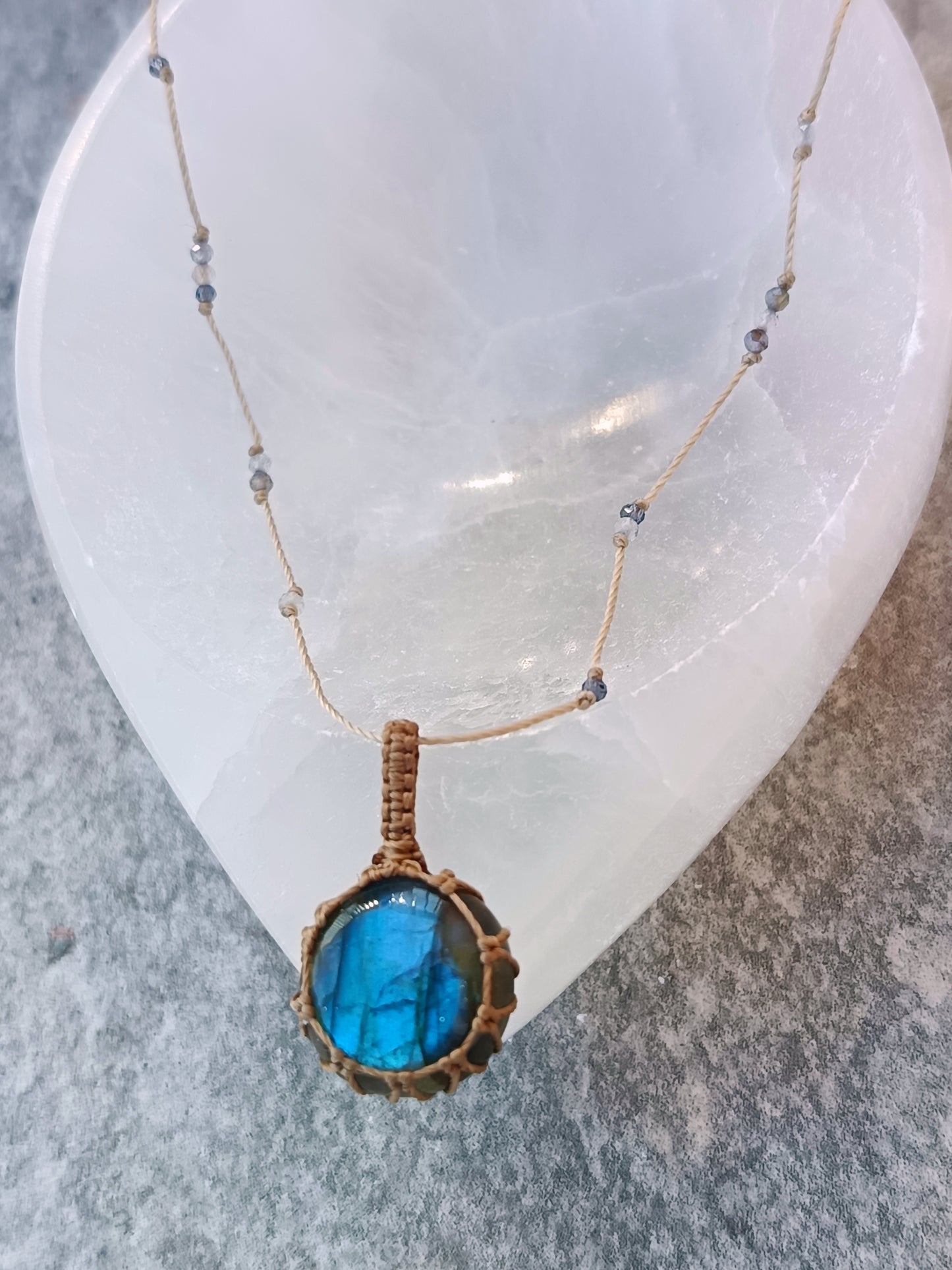 LABRADORITE