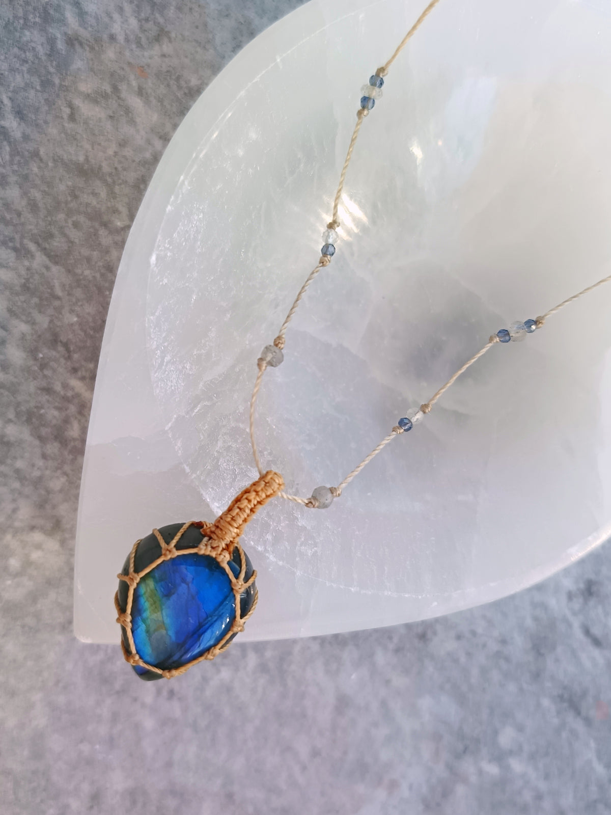 LABRADORITE
